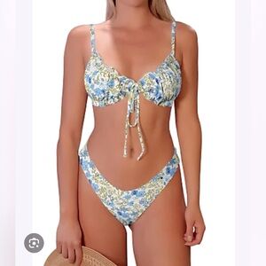 🌴Zaful floral bikini